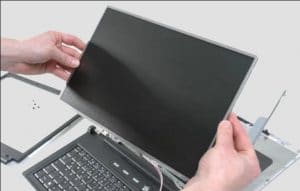 Thay màn hình laptop đường ba tháng hai