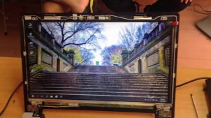 Thay màn hình laptop đường phan đăng lưu