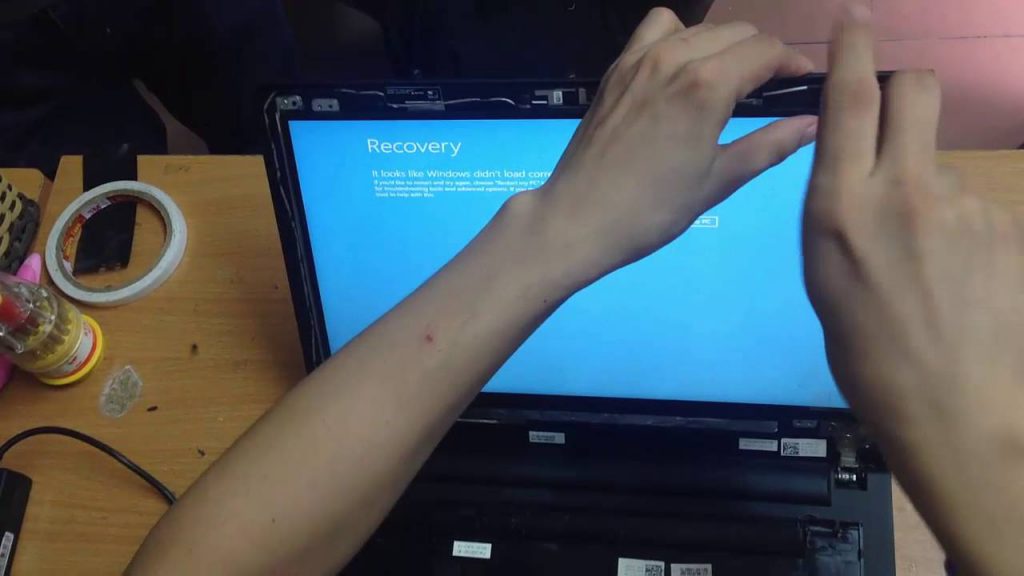 Thay màn hình laptop đường trần quốc thảo