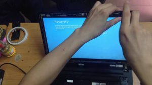 Thay màn hình laptop đường trần quốc thảo