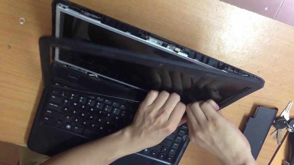Thay màn hình laptop quận 6