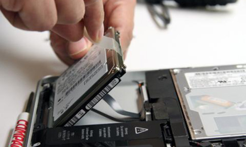 Thay ổ cứng laptop đường hoàng sa