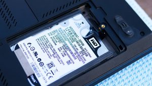 Thay ổ cứng laptop đường lê văn sỹ