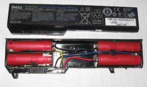 Thay pin laptop đường cộng hòa