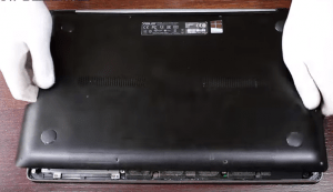 Thay pin laptop đường hòa hưng