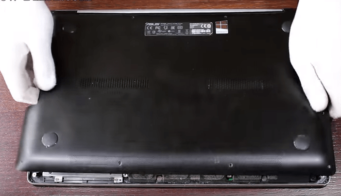 Thay pin laptop đường hòa hưng