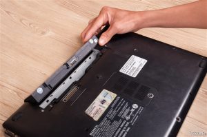 Thay pin laptop quận 1