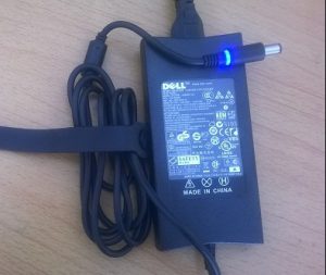 Thay sạc laptop đường hoàng văn thụ