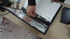 Thay màn hình macbook đường thành thái